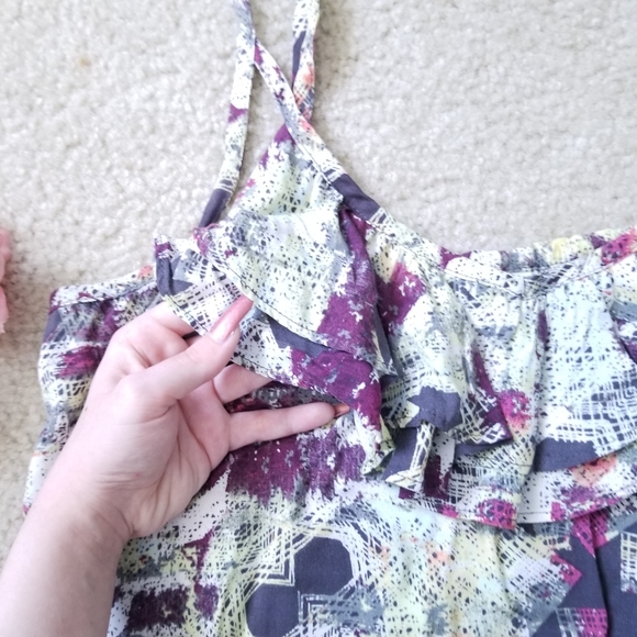 Colorful Summer Spaghetti Strap Camisole Ruffle Tank Top - Picture 4 of 8